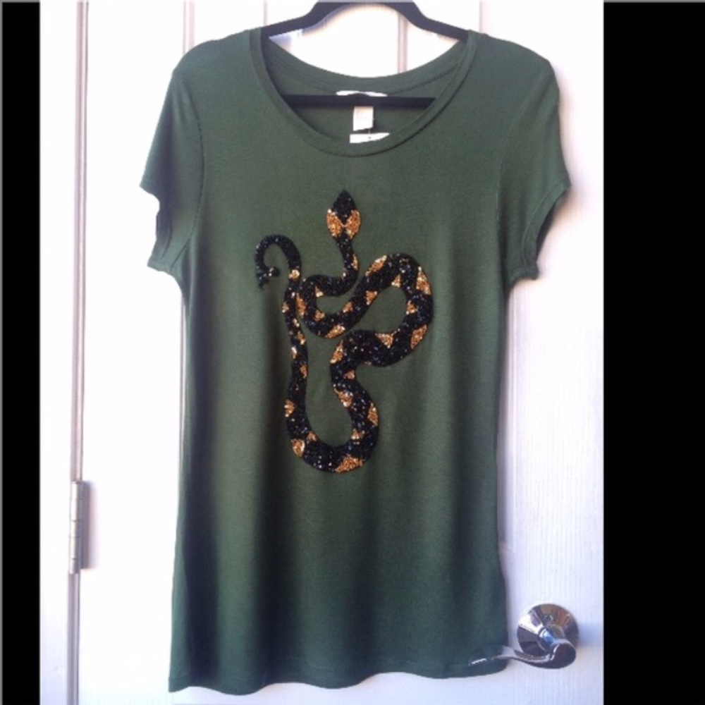 H&M Top with Sequin Snake Design (NWT)